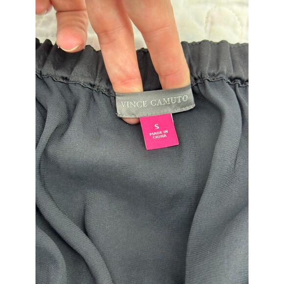 Vince Camuto S black women’s open shoulder top - Picture 7 of 9